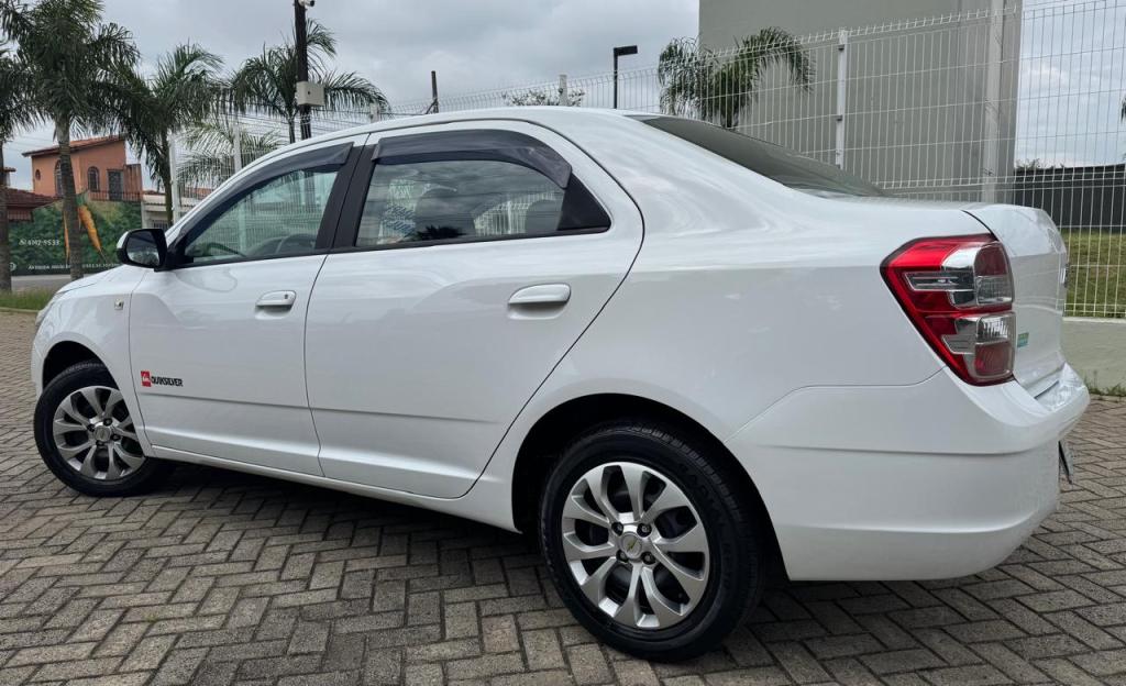 CHEVROLET Cobalt - Foto