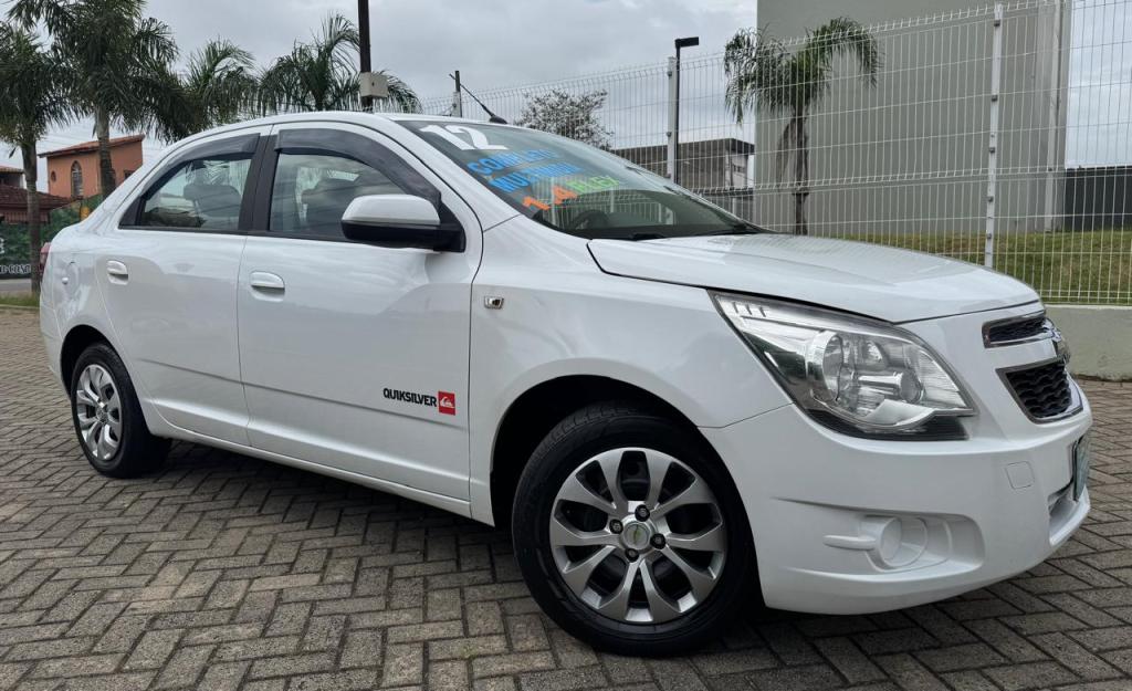 CHEVROLET Cobalt - Foto