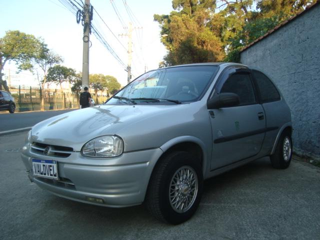 CHEVROLET Corsa Hatch - Foto