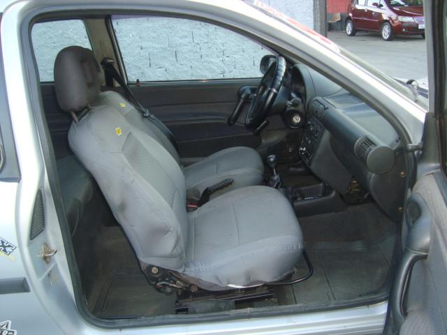 CHEVROLET Corsa Hatch - Foto