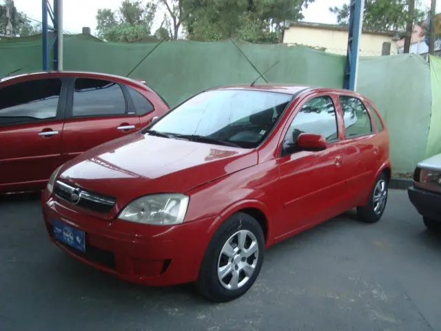 CHEVROLET Corsa Hatch - Foto
