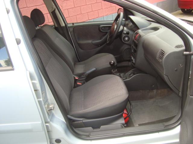 CHEVROLET Corsa Hatch - Foto