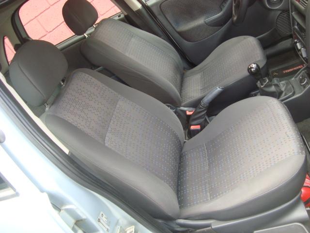 CHEVROLET Corsa Hatch - Foto