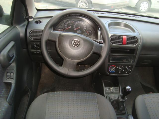 CHEVROLET Corsa Hatch - Foto