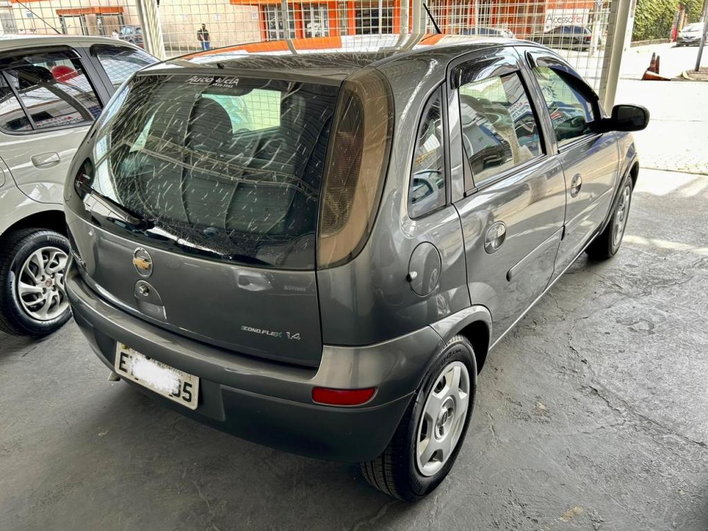 CHEVROLET Corsa Hatch - Foto