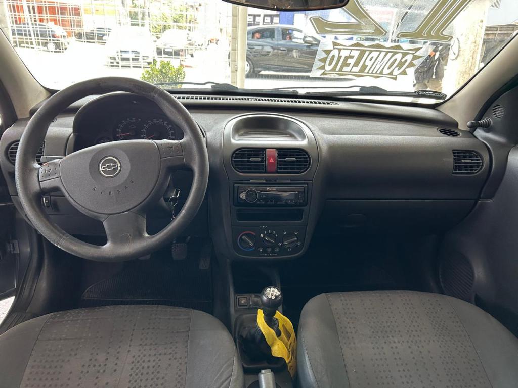 CHEVROLET Corsa Hatch - Foto