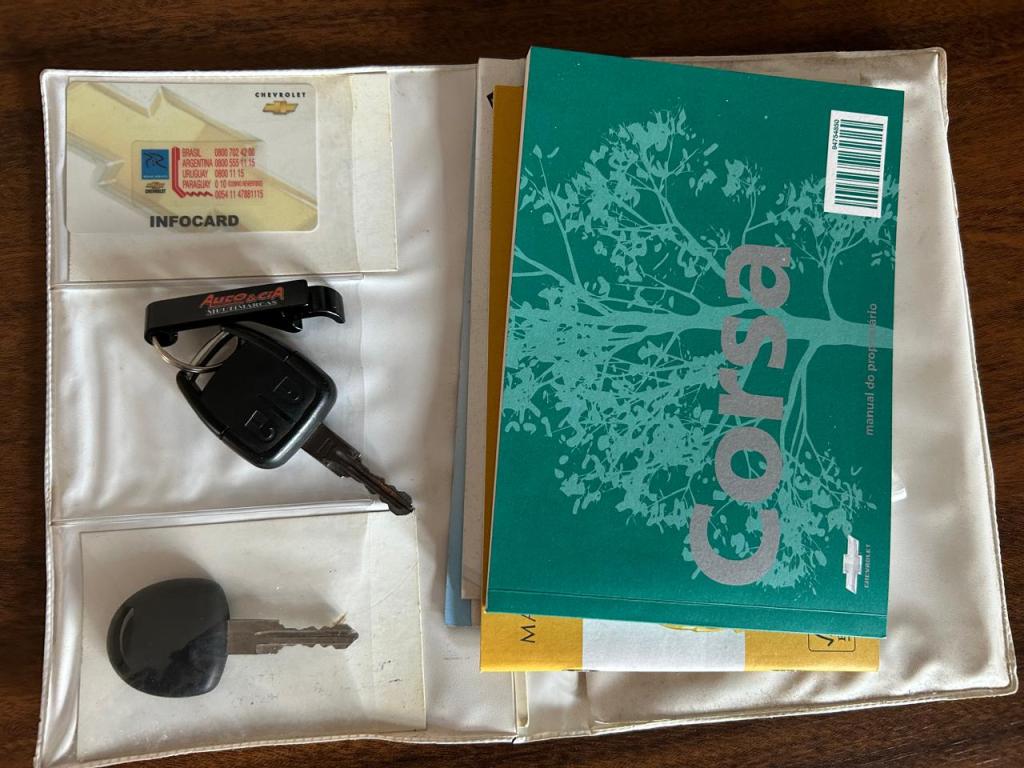 CHEVROLET Corsa Hatch - Foto