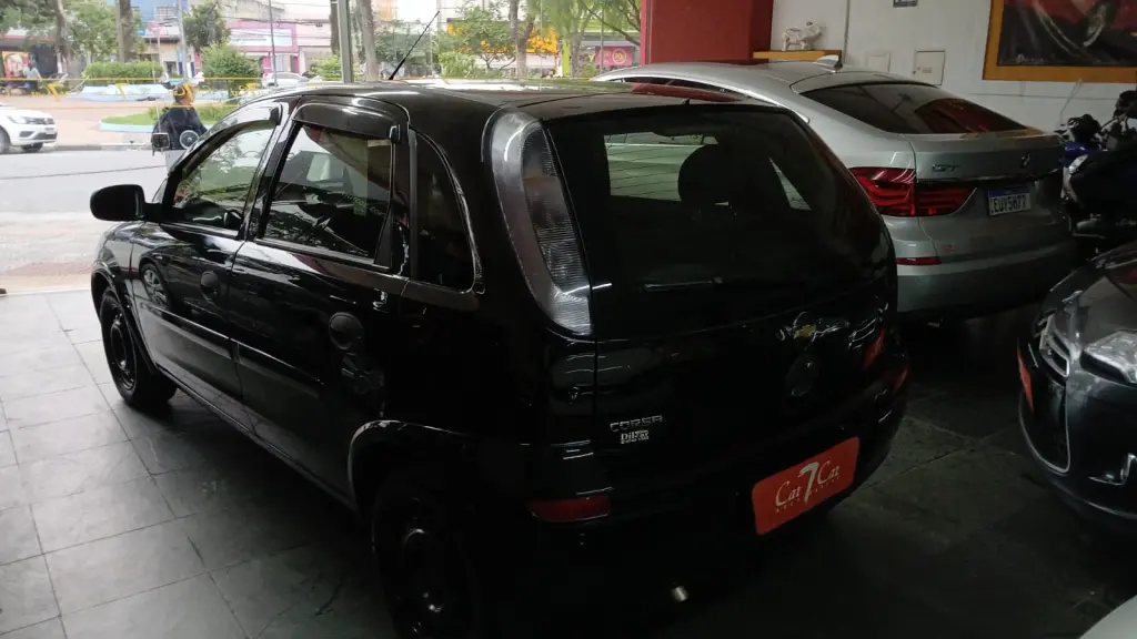 CHEVROLET Corsa Hatch - Foto