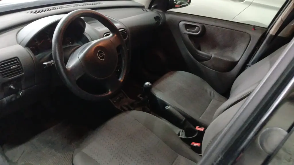 CHEVROLET Corsa Hatch - Foto