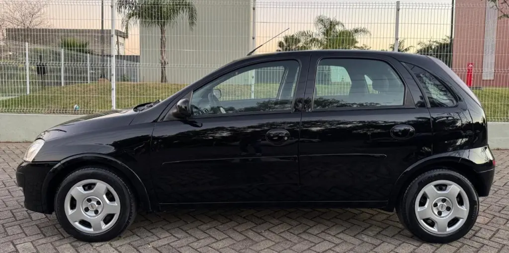 CHEVROLET Corsa Hatch - Foto