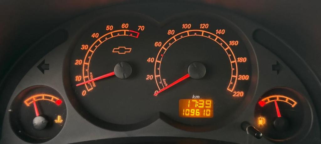 CHEVROLET Corsa Hatch - Foto