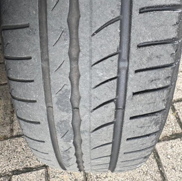 CHEVROLET Corsa Hatch - Foto