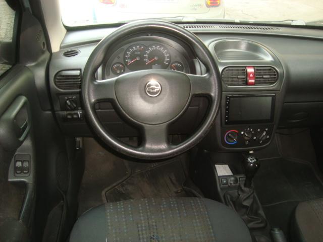 CHEVROLET Corsa Hatch - Foto