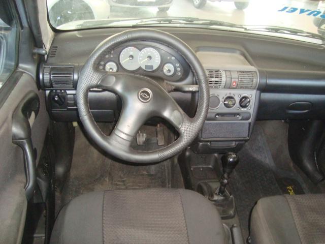 CHEVROLET Corsa Sedan - Foto