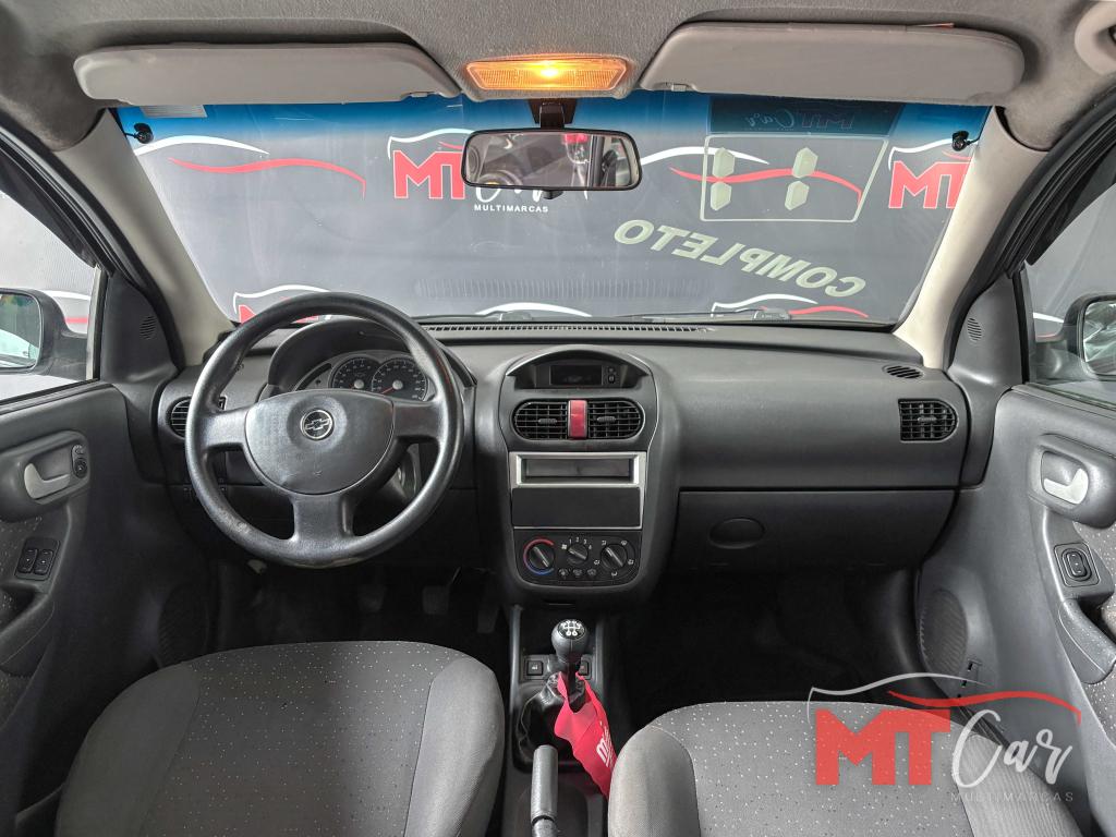 CHEVROLET Corsa Sedan - Foto