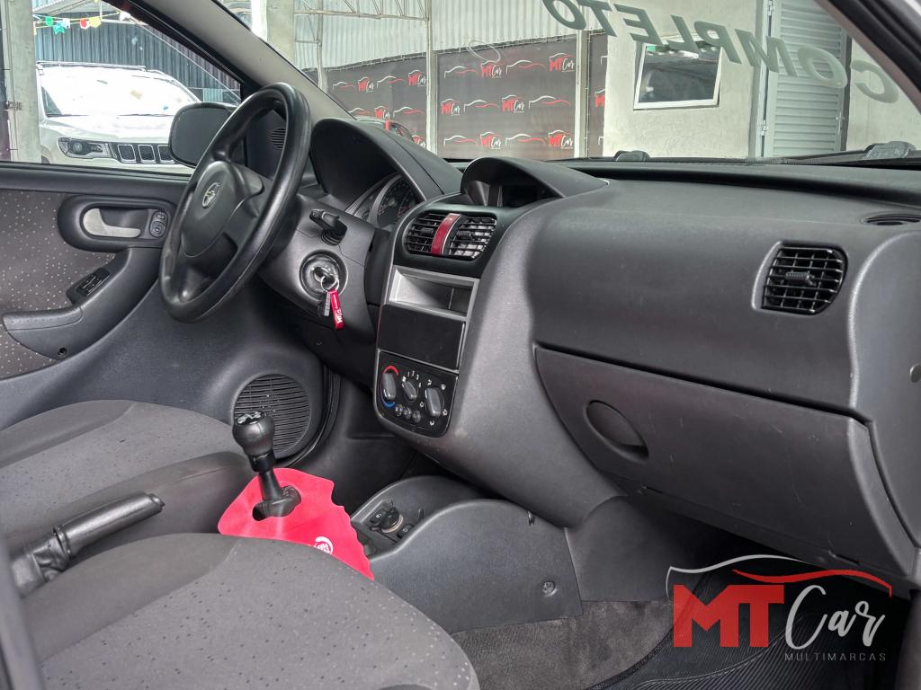 CHEVROLET Corsa Sedan - Foto