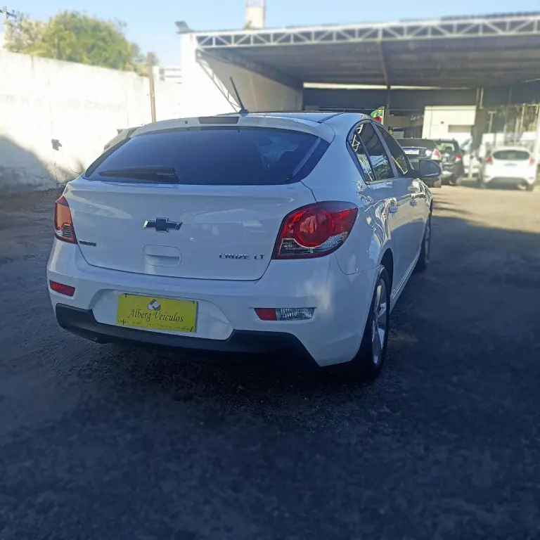 CHEVROLET Cruze Hatch - Foto