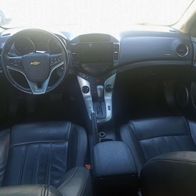 CHEVROLET Cruze Hatch - Foto