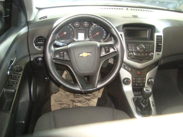 CHEVROLET Cruze Sedan - Foto