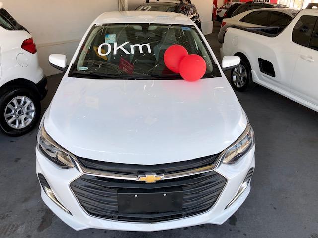 CHEVROLET Onix Hatch - Foto