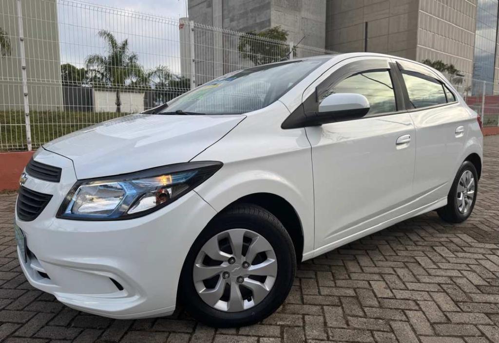 CHEVROLET Onix Hatch