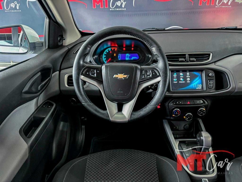 CHEVROLET Onix Hatch - Foto
