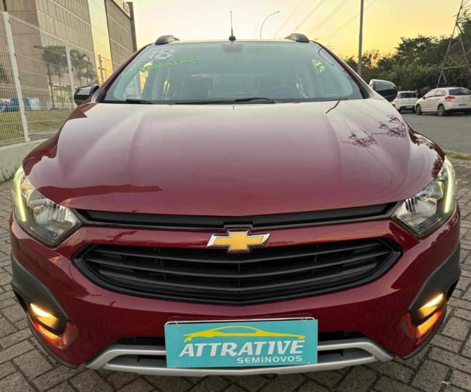 CHEVROLET Onix Hatch - Foto