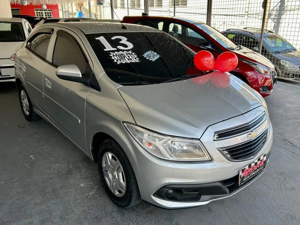 CHEVROLET Onix Hatch