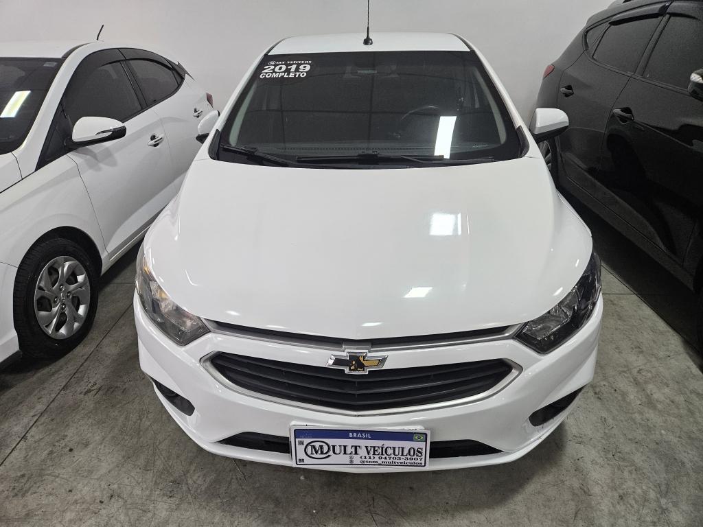 CHEVROLET Onix Hatch - Foto