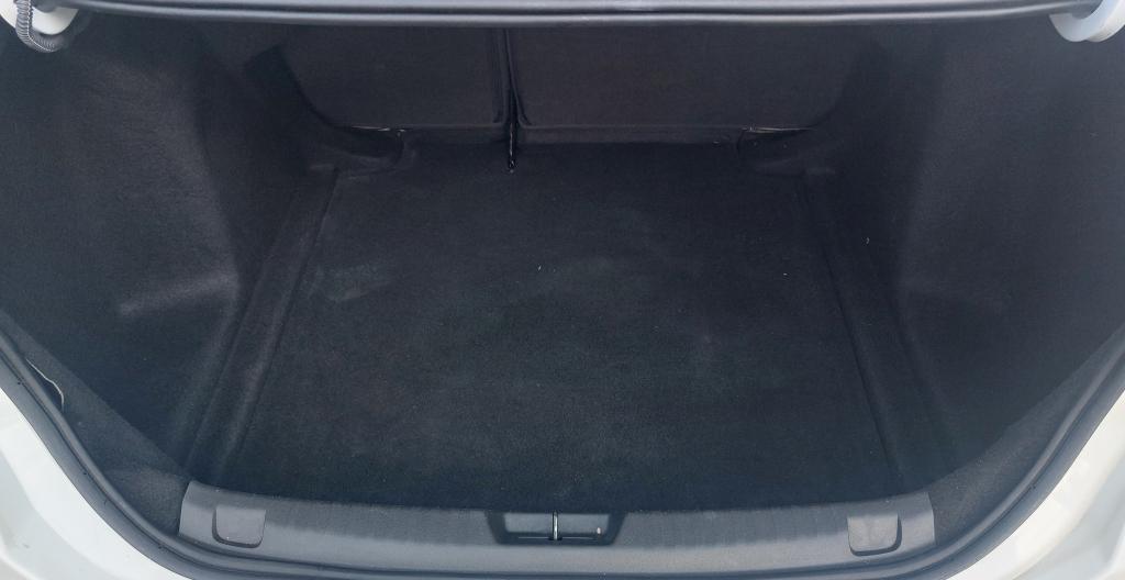 CHEVROLET Onix Sedan - Miniatura