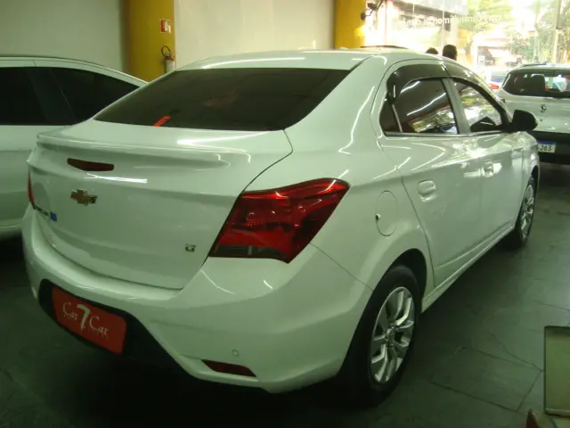 CHEVROLET Prisma - Foto