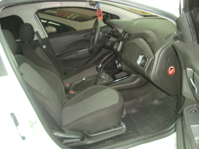 CHEVROLET Prisma - Foto