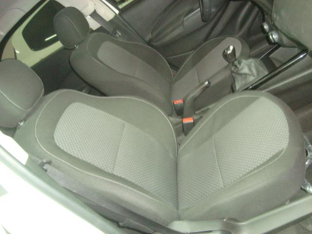 CHEVROLET Prisma - Foto
