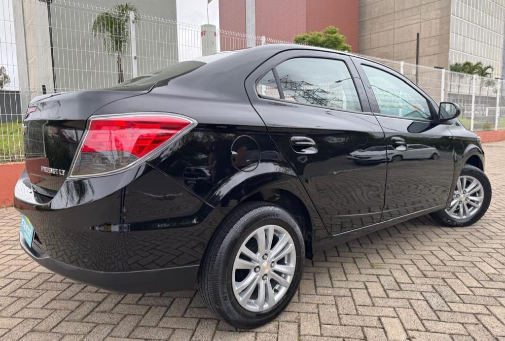 CHEVROLET Prisma - Foto