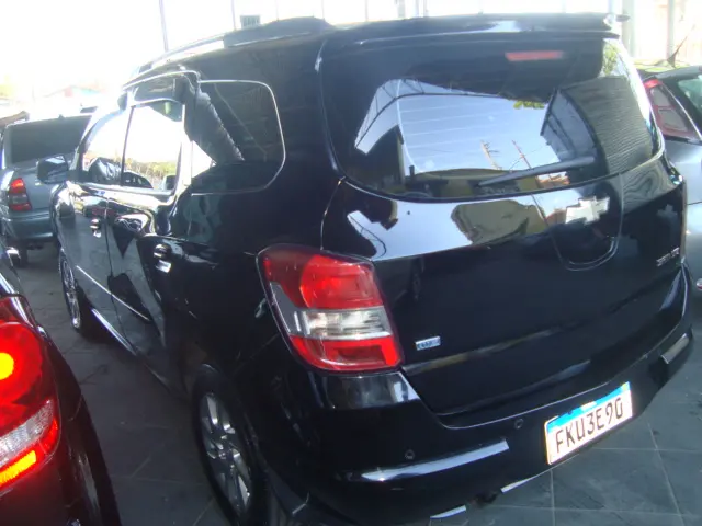 CHEVROLET Spin - Foto