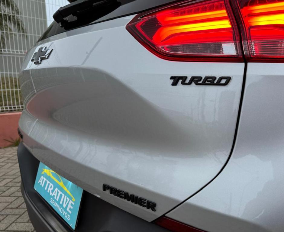 CHEVROLET Tracker - Foto