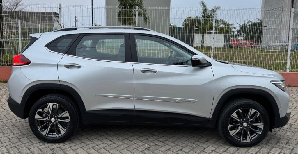 CHEVROLET Tracker - Foto