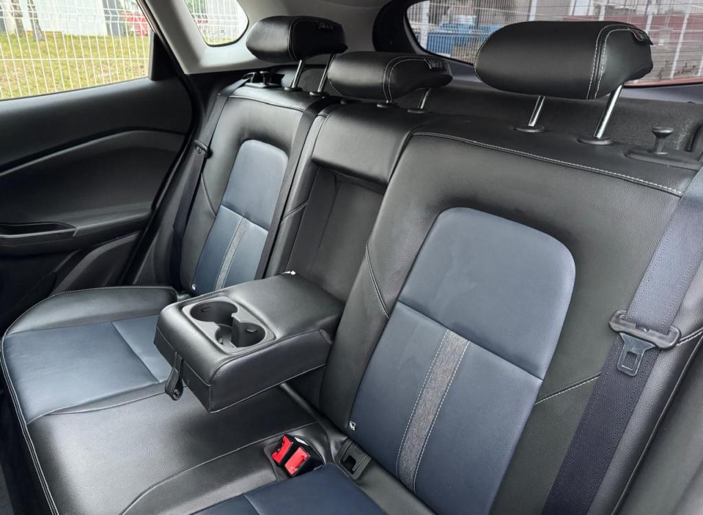 CHEVROLET Tracker - Miniatura