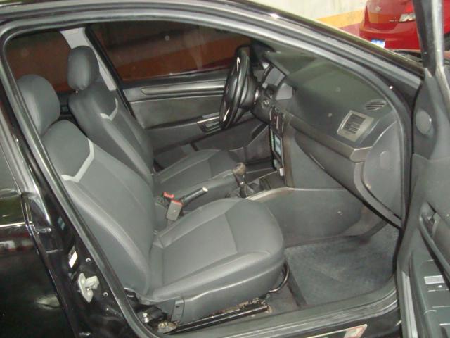 CHEVROLET Vectra Hatch - Foto