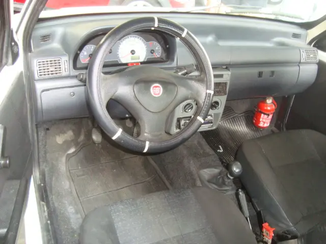 FIAT Uno - Foto