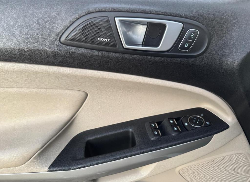 FORD Ecosport - Miniatura