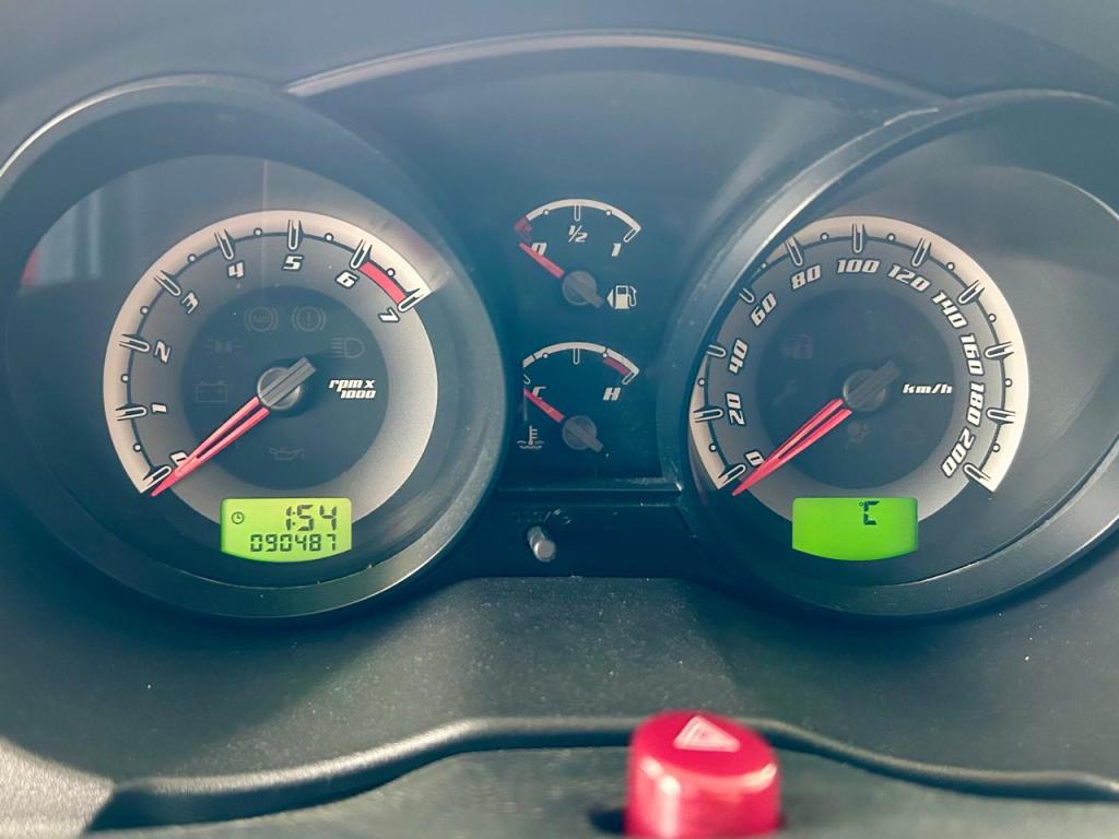 FORD Fiesta Hatch - Foto