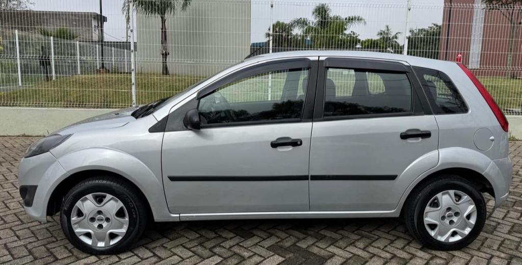 FORD Fiesta Hatch - Foto