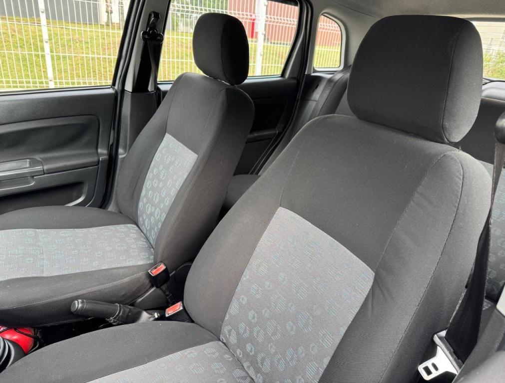 FORD Fiesta Hatch - Foto