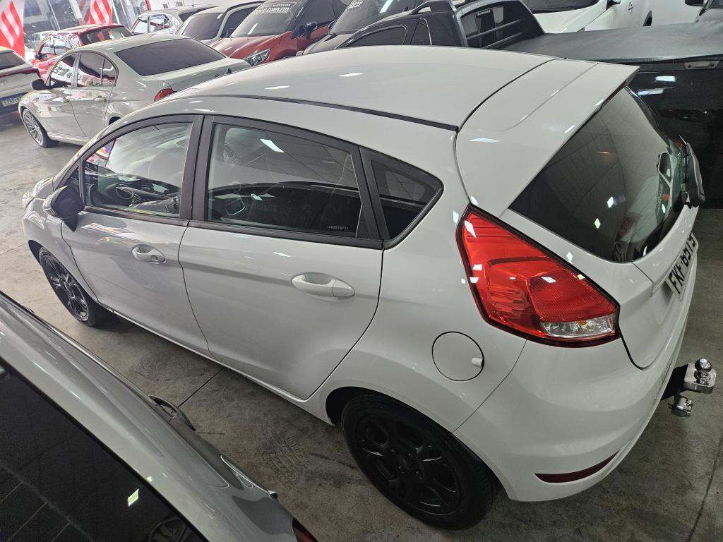 FORD Fiesta Hatch - Foto