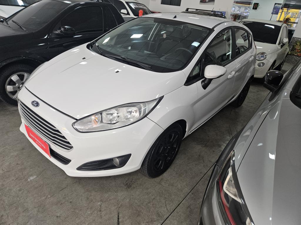 FORD Fiesta Hatch - Foto