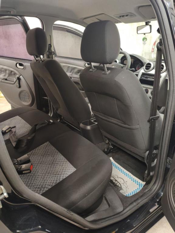 FORD Fiesta Hatch - Foto