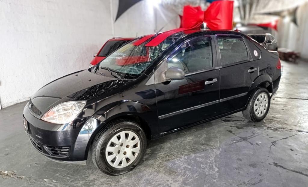 FORD Fiesta Sedan