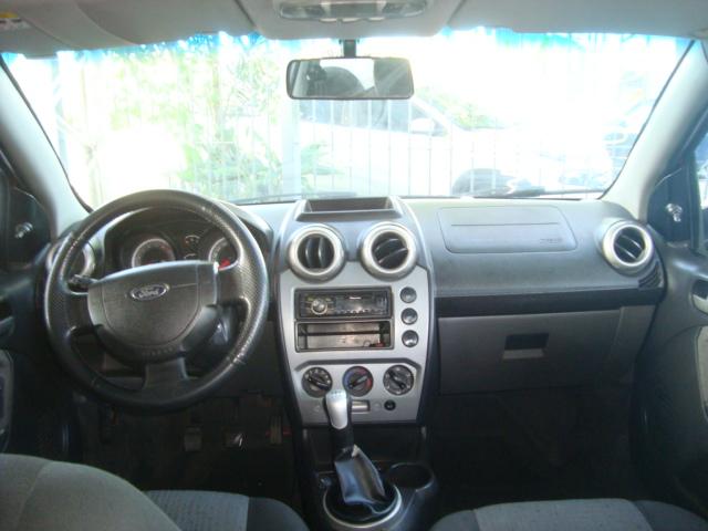 FORD Fiesta Sedan - Foto