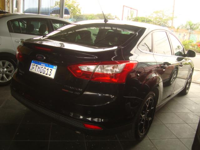 FORD Focus Sedan - Foto